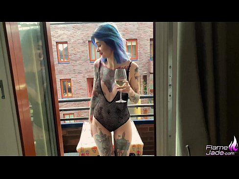 ❤️ Musikana Akanaka Kuyamwa neGulp uye Kusveta Nekuda Pasi Pedenga Rakavhurika pa %sn.pornokey.ru % ❌️❤